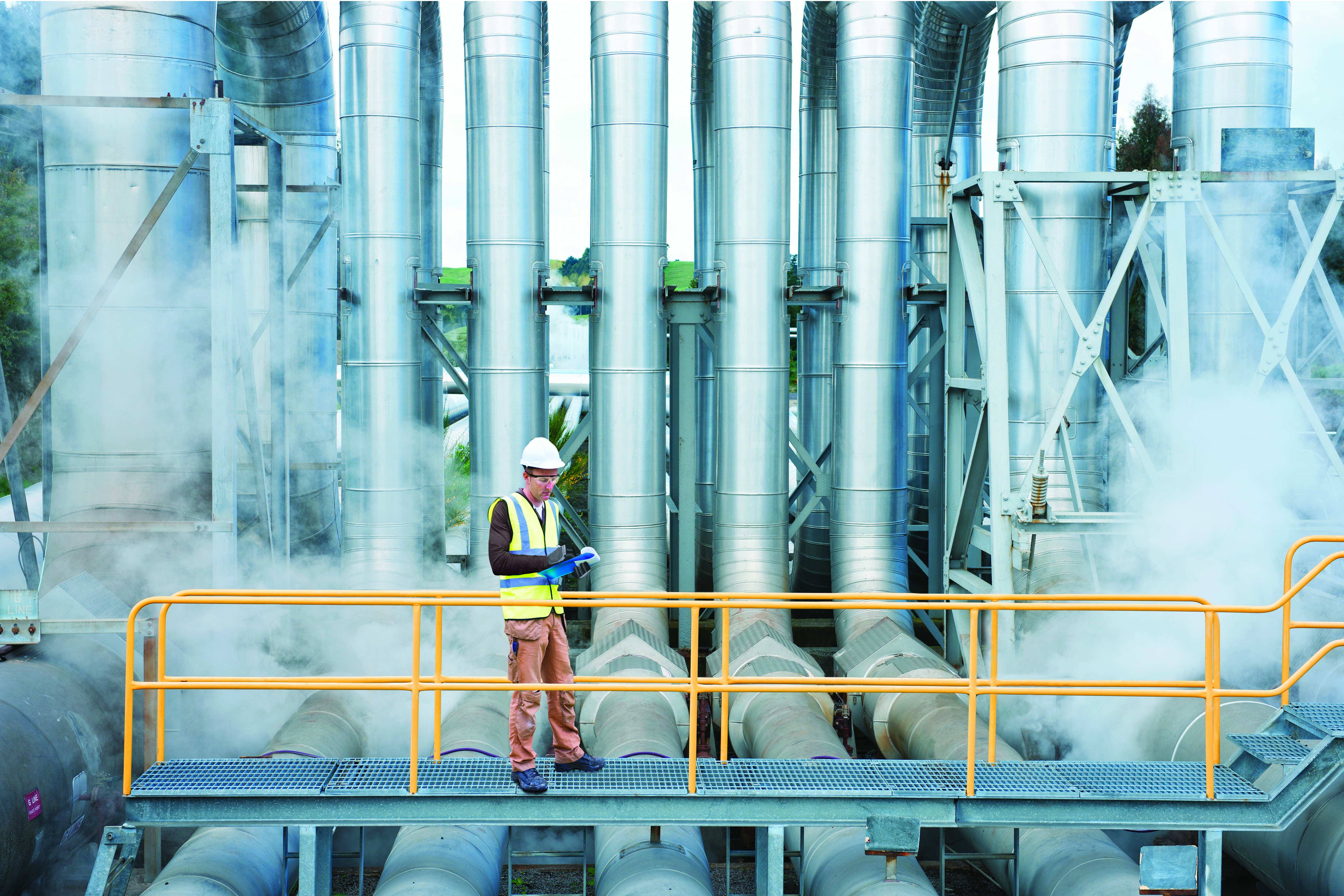 worker, helmet, process, owner, pipes, pipe, pipelines, people, one person, engineer, industry, industrial, plant, power plant, power generation, geothermal, ProRox, energy, energy, safe, safety