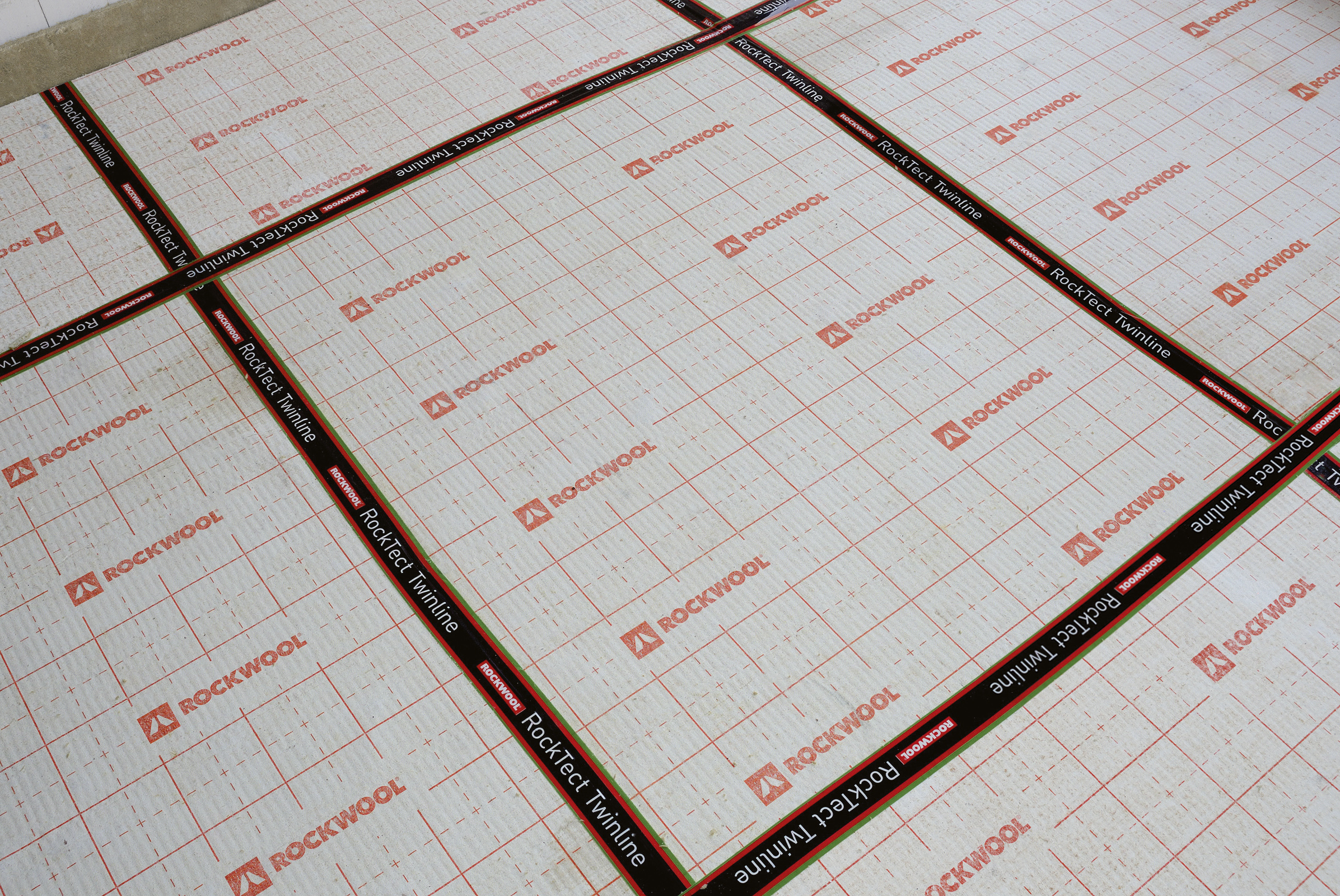 floor, sound insulation, trittschall, trittschalldämmung, fußbodenheizung, floorheating, floorrock Heat CP3, germany, PIM