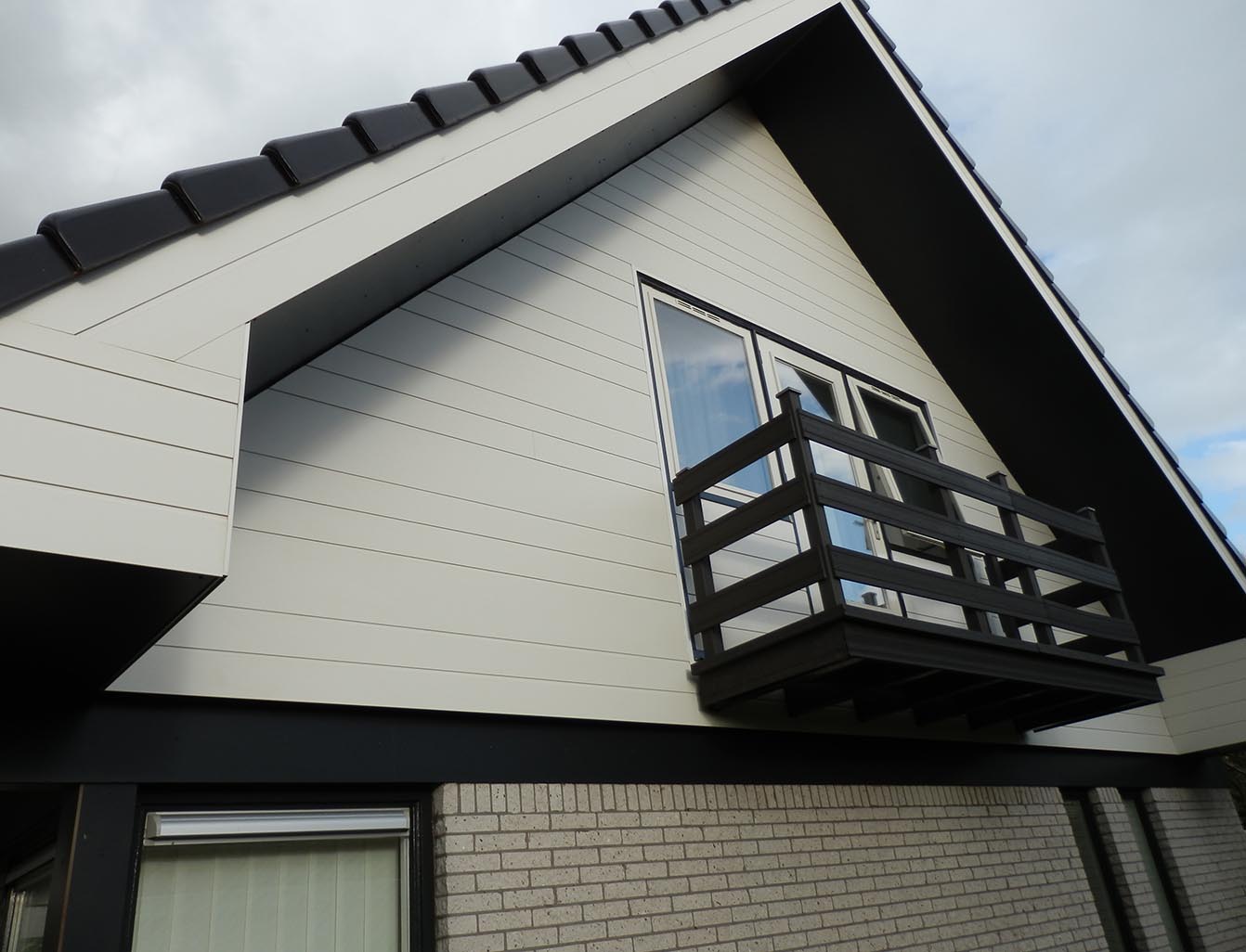 Rockpanel Exterior Cladding - Tongue & Groove (Rockpanel Lines²)